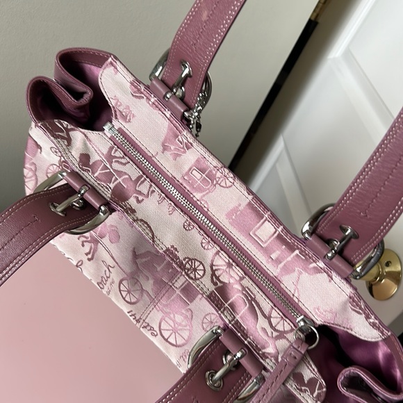 COACH bag - Picture 10 of 12